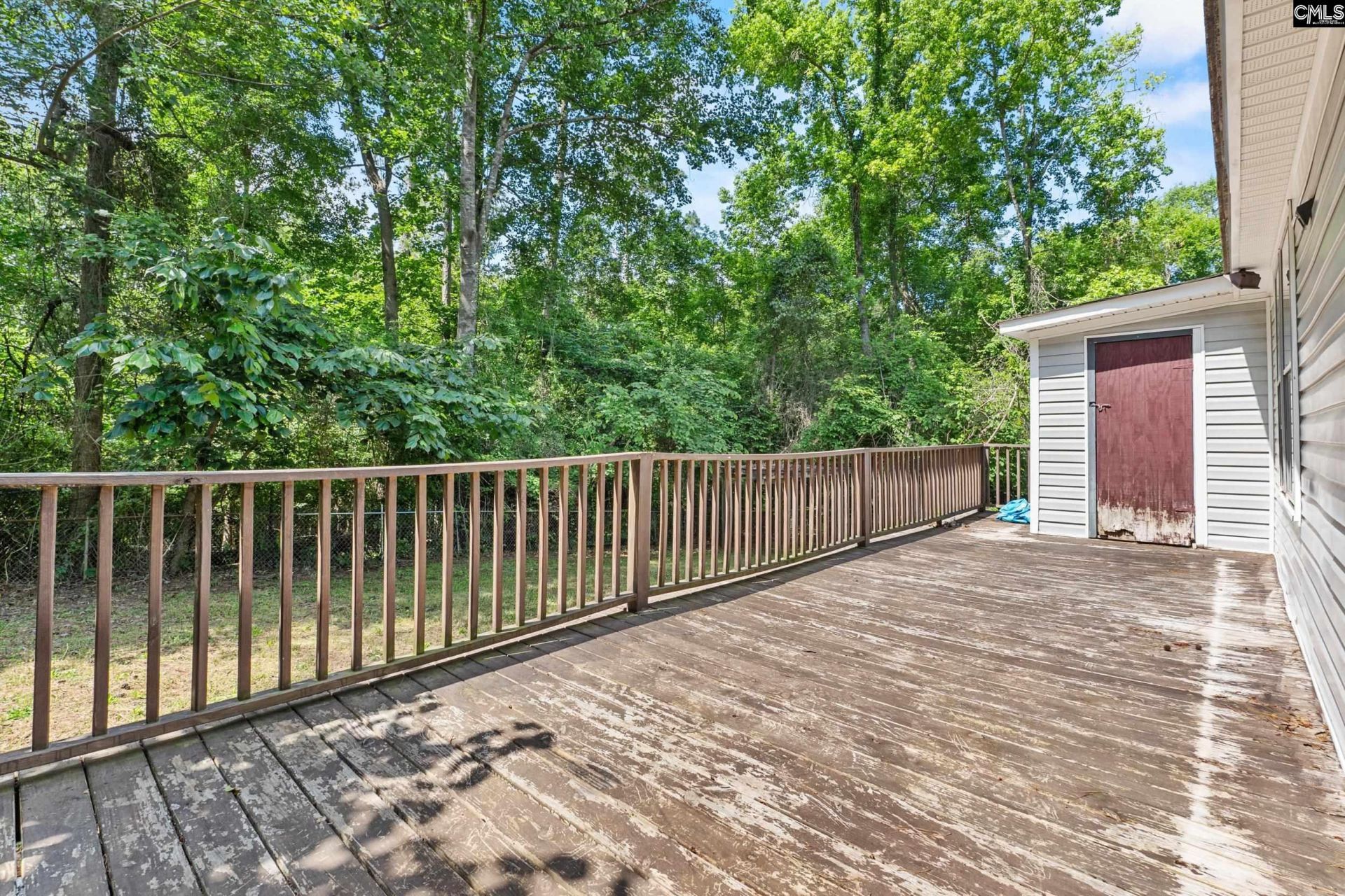 259 Woodwinds Drive Photo 32