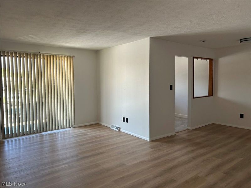 24635 Clareshire Drive, Unit 203, North Olmsted, OH 44070 Photo 12