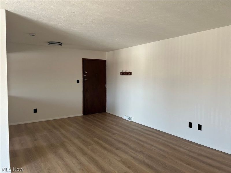 24635 Clareshire Drive, Unit 203, North Olmsted, OH 44070 Photo 14
