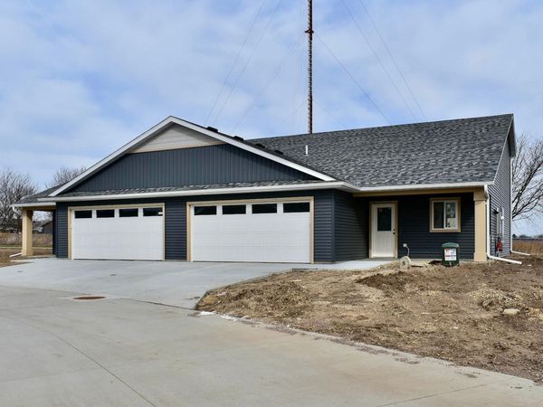 1151 Eagle Lane, Wabasha, MN 55981