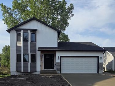 122 W 1st Street , Valparaiso, NE 68065
