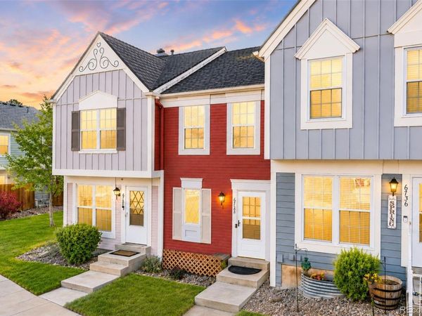 6738 S Independence Street, Littleton, CO 80128