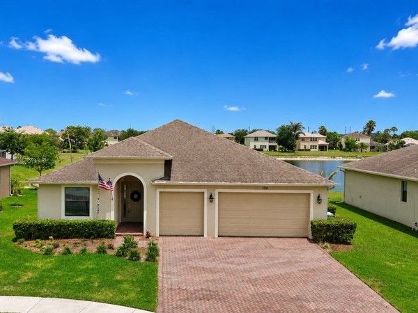 1130 N Verona Trace Drive, Vero Beach, FL 32966