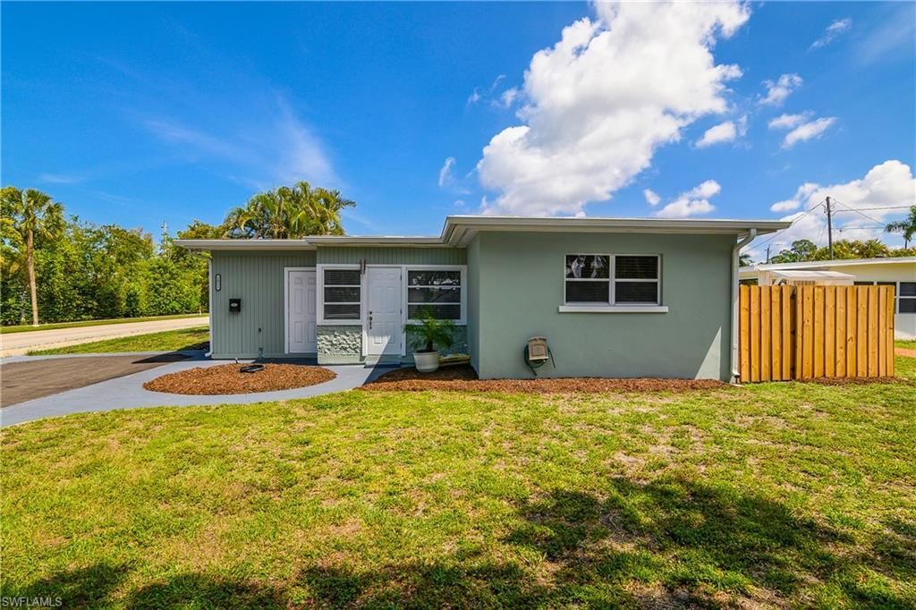 1015 10th Ave N, Unit 1011, Naples, FL 34102 Photo