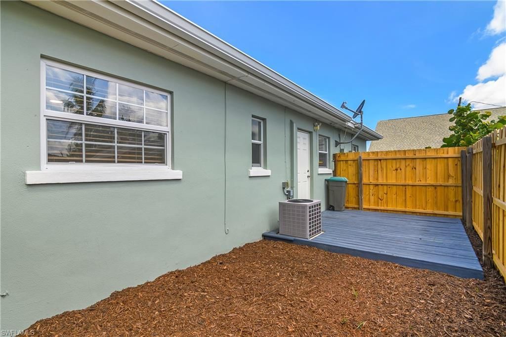 1015 10th Ave N, Unit 1011, Naples, FL 34102 Photo