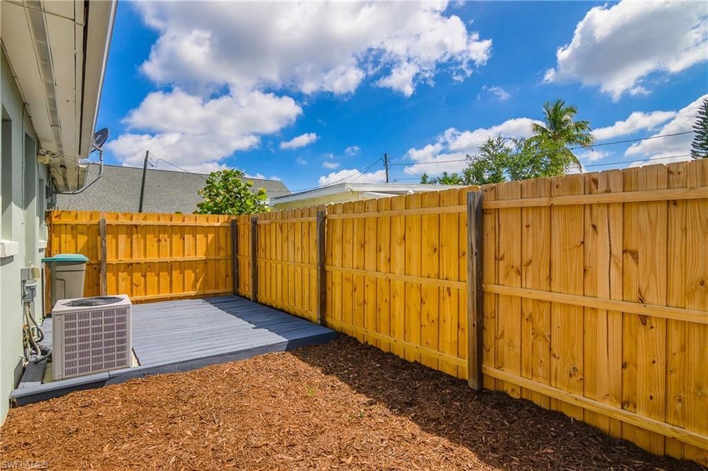 1015 10th Ave N, Unit 1011, Naples, FL 34102 Photo