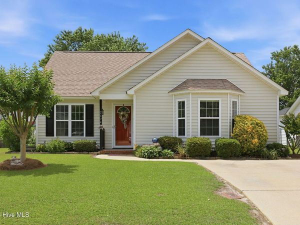 2674 Garland Road , Winterville, NC 28590