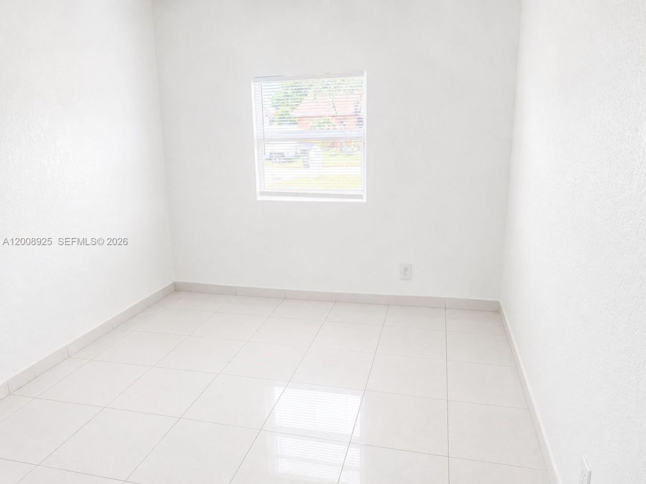 8210 SW 7th St , North Lauderdale, FL 33068 Photo
