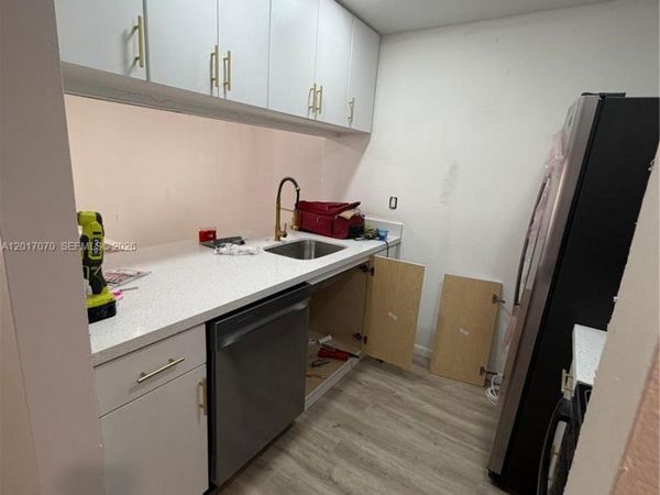 260 NW 107th Ave , Unit 211, Miami, FL 33172