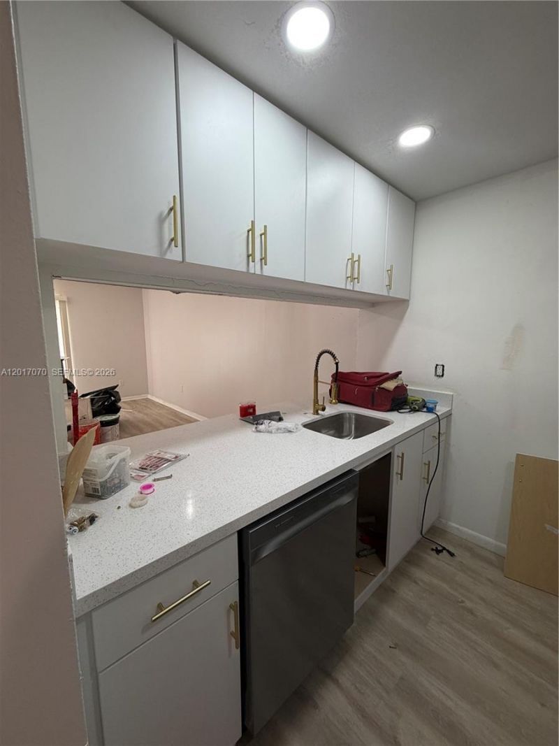 260 NW 107th Ave , Unit 211, Miami, FL 33172 Photo