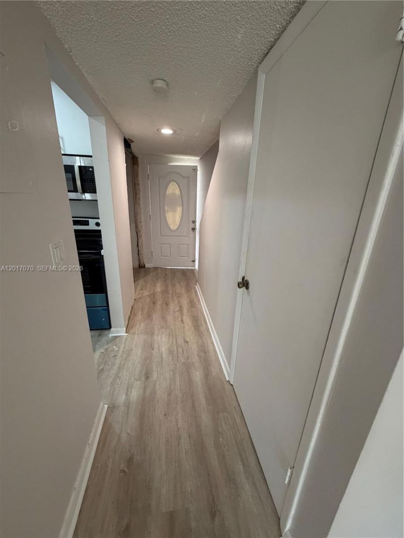 260 NW 107th Ave , Unit 211, Miami, FL 33172 Photo
