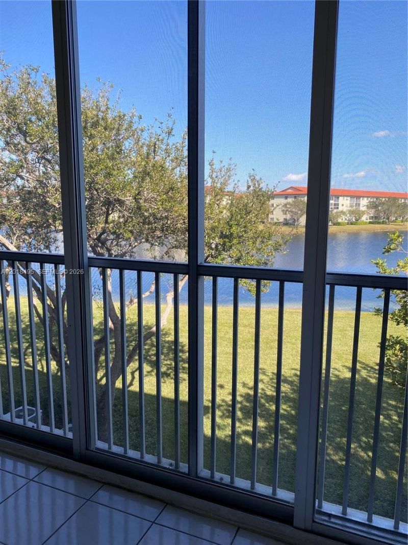 13055 SW 15th Ct , Unit 311S, Pembroke Pines, FL 33027 Photo