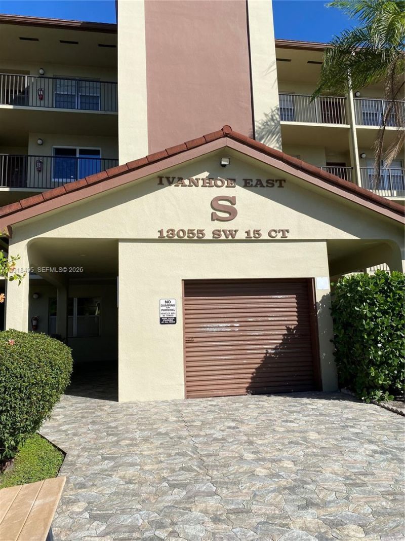 13055 SW 15th Ct , Unit 311S, Pembroke Pines, FL 33027 Photo