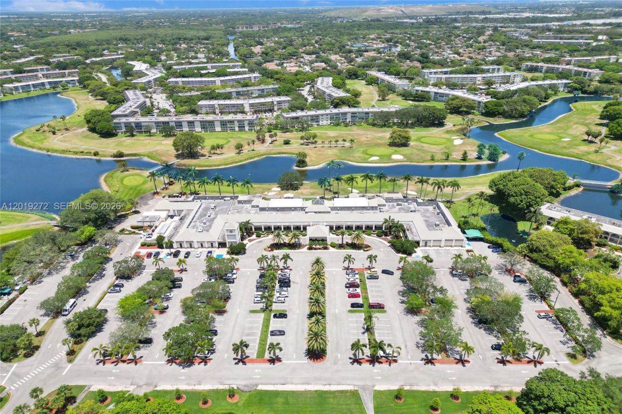 1108 Bahama Bnd, Unit B1, Coconut Creek, FL 33066 Photo