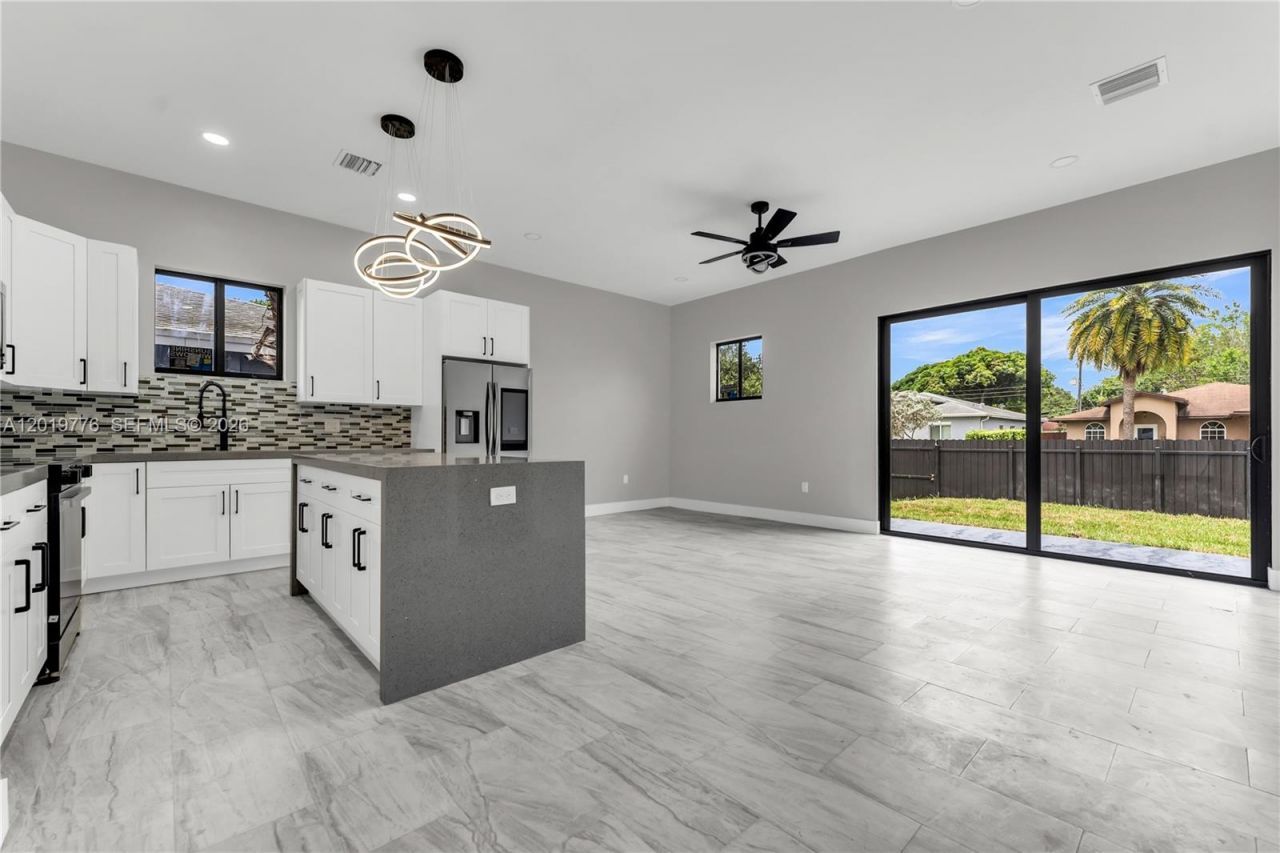 2947 NW 9th St, Fort Lauderdale, FL 33311 Photo