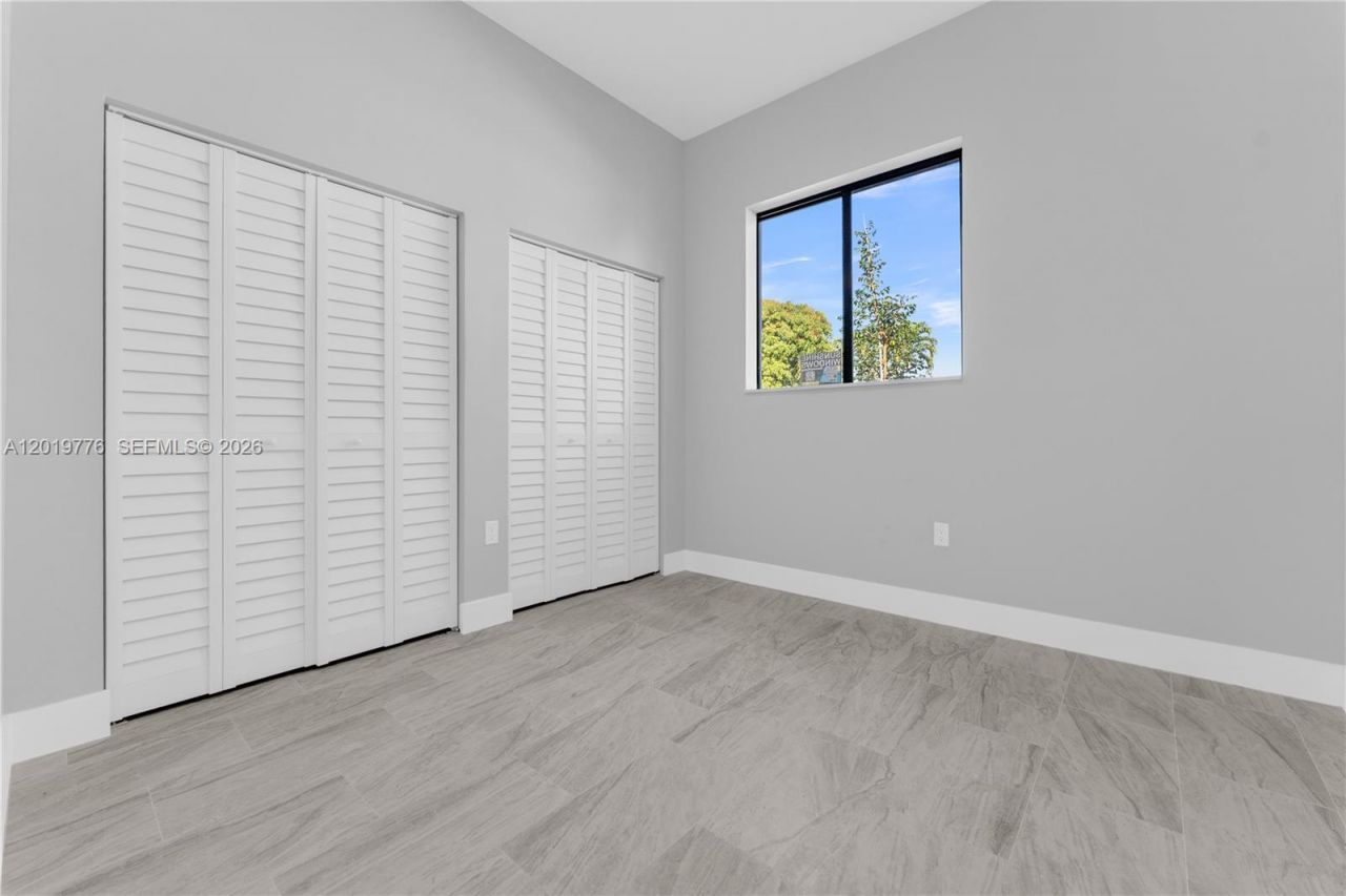 2947 NW 9th St, Fort Lauderdale, FL 33311 Photo