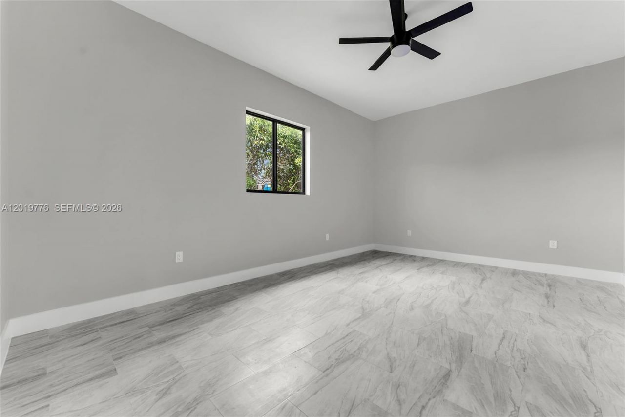 2947 NW 9th St, Fort Lauderdale, FL 33311 Photo
