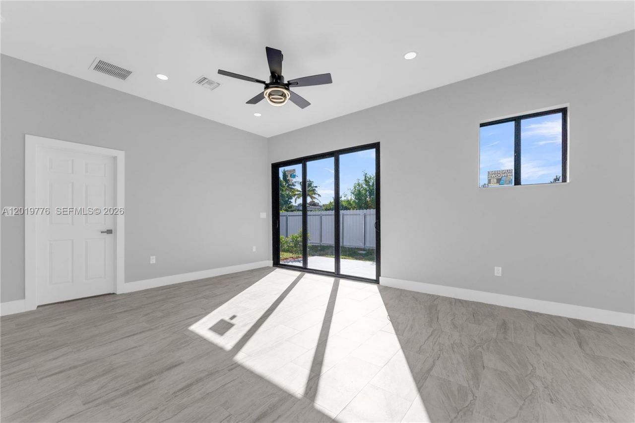 2947 NW 9th St, Fort Lauderdale, FL 33311 Photo