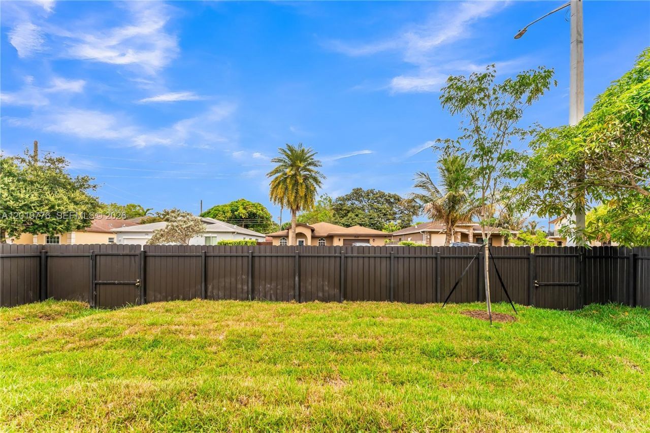 2947 NW 9th St, Fort Lauderdale, FL 33311 Photo