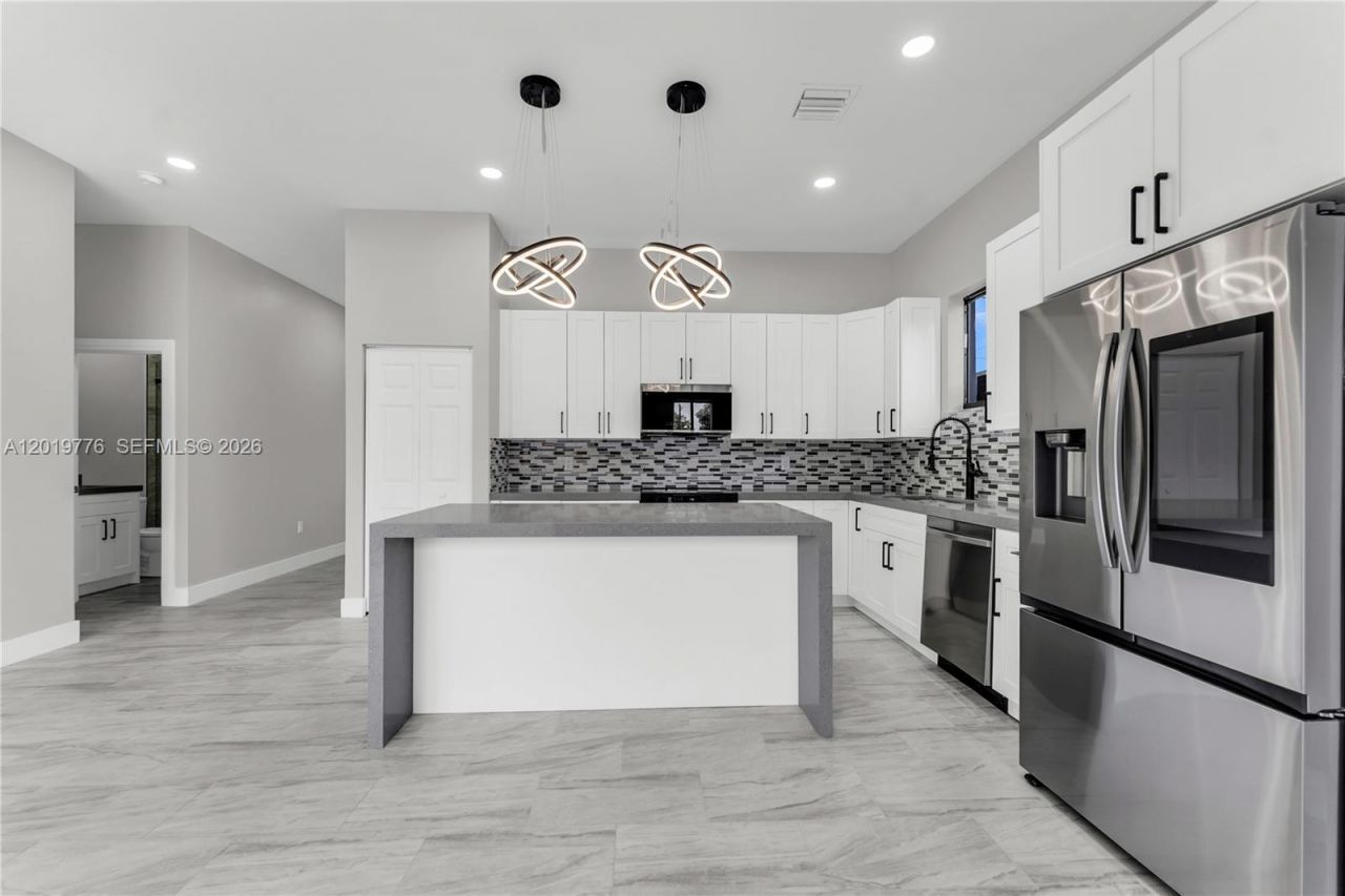 2947 NW 9th St, Fort Lauderdale, FL 33311 Photo
