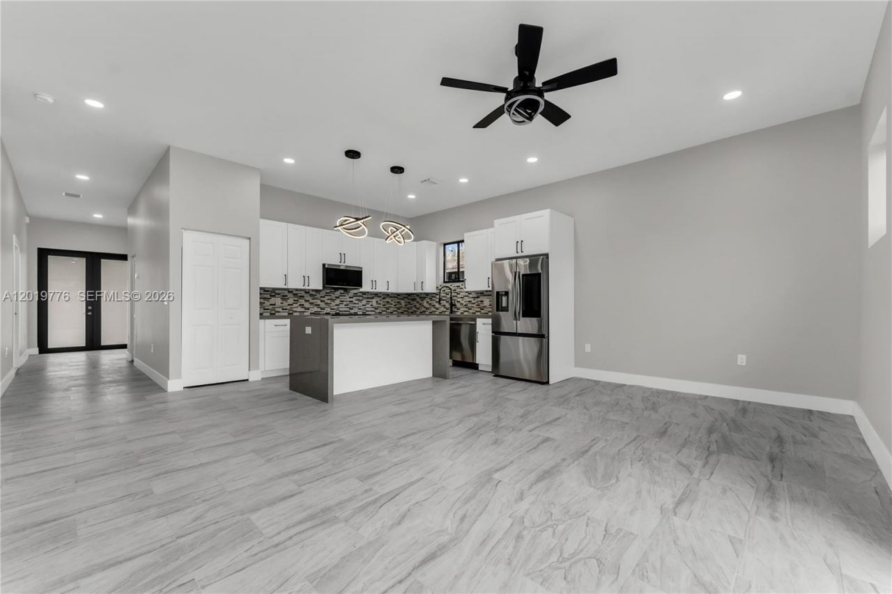 2947 NW 9th St, Fort Lauderdale, FL 33311 Photo