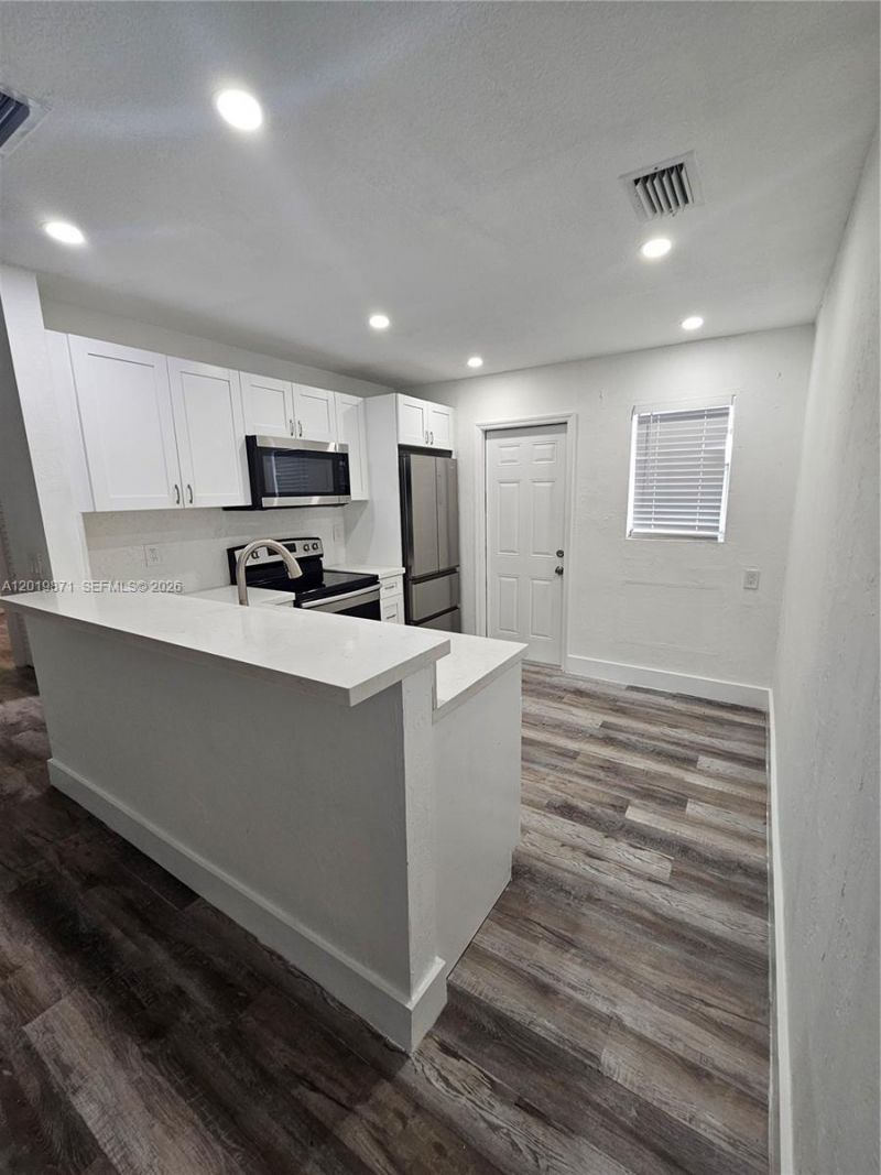 2034 Taylor St, Unit 2034, Hollywood, FL 33020 Photo