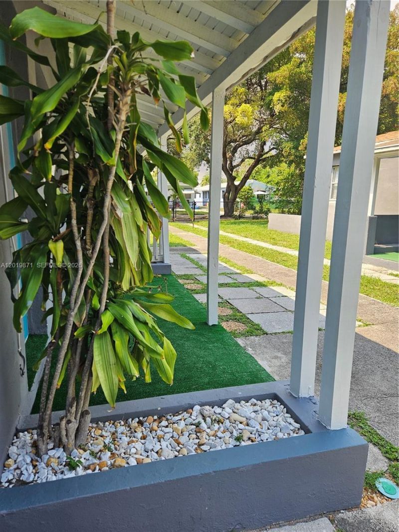2034 Taylor St, Unit 2034, Hollywood, FL 33020 Photo