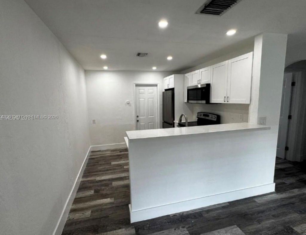 2030 Taylor St, Unit 2030, Hollywood, FL 33020 Photo