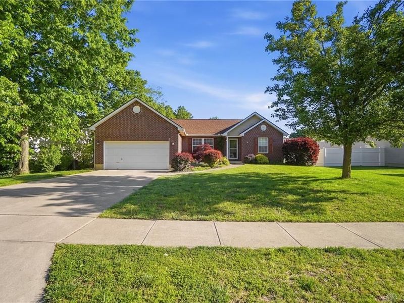 640 Maxwell Court, Germantown, OH 45327 Photo 2