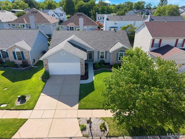 8321 Weber Terrace Drive , Unincorporated, MO 63123