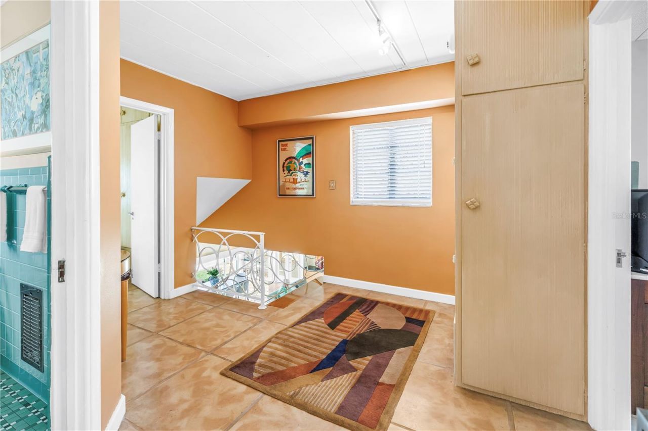 2781 Bayside Drive S, Saint Petersburg, FL 33705 Photo