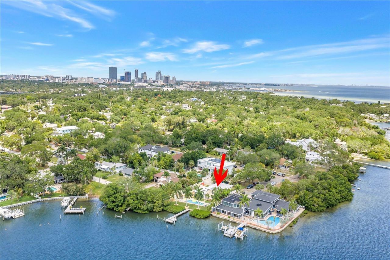 2781 Bayside Drive S, Saint Petersburg, FL 33705 Photo