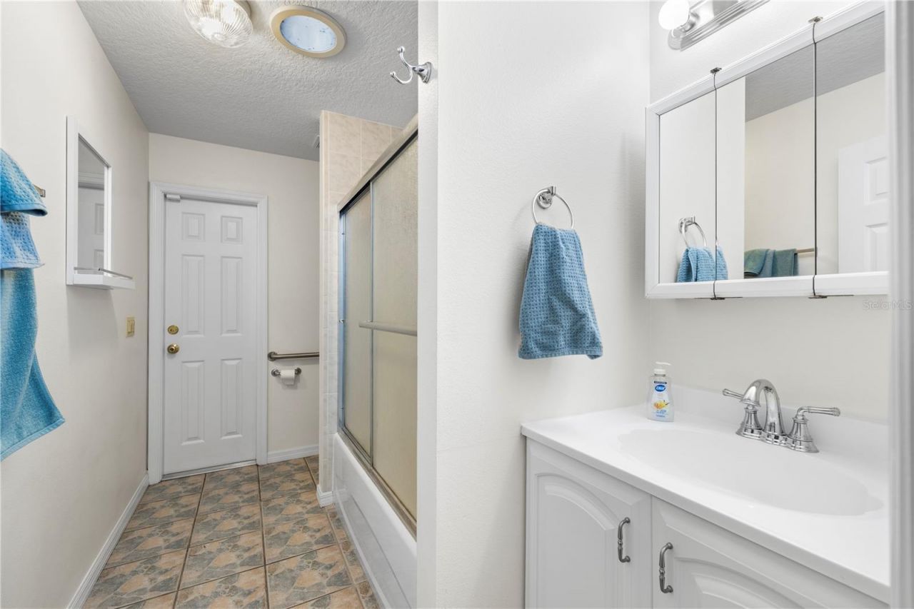 7400 S Eastlake Drive , Floral City, FL 34436 Photo