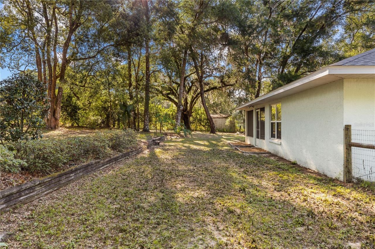 7400 S Eastlake Drive , Floral City, FL 34436 Photo
