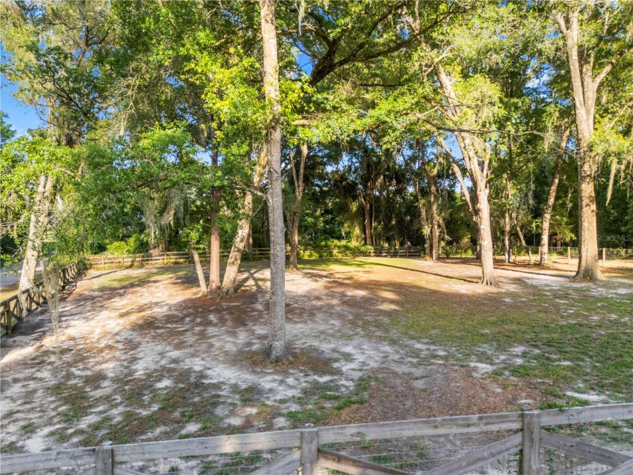 7400 S Eastlake Drive , Floral City, FL 34436 Photo