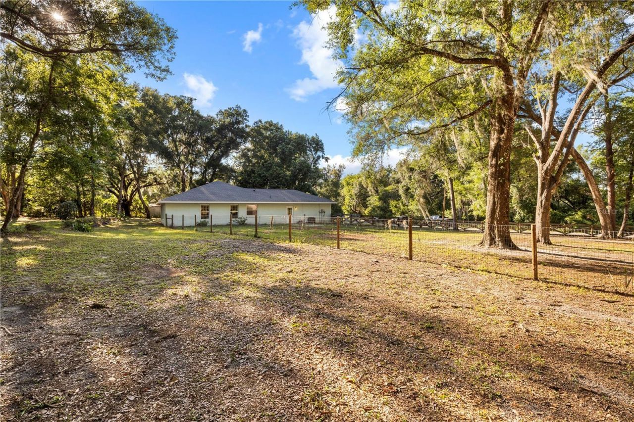 7400 S Eastlake Drive , Floral City, FL 34436 Photo