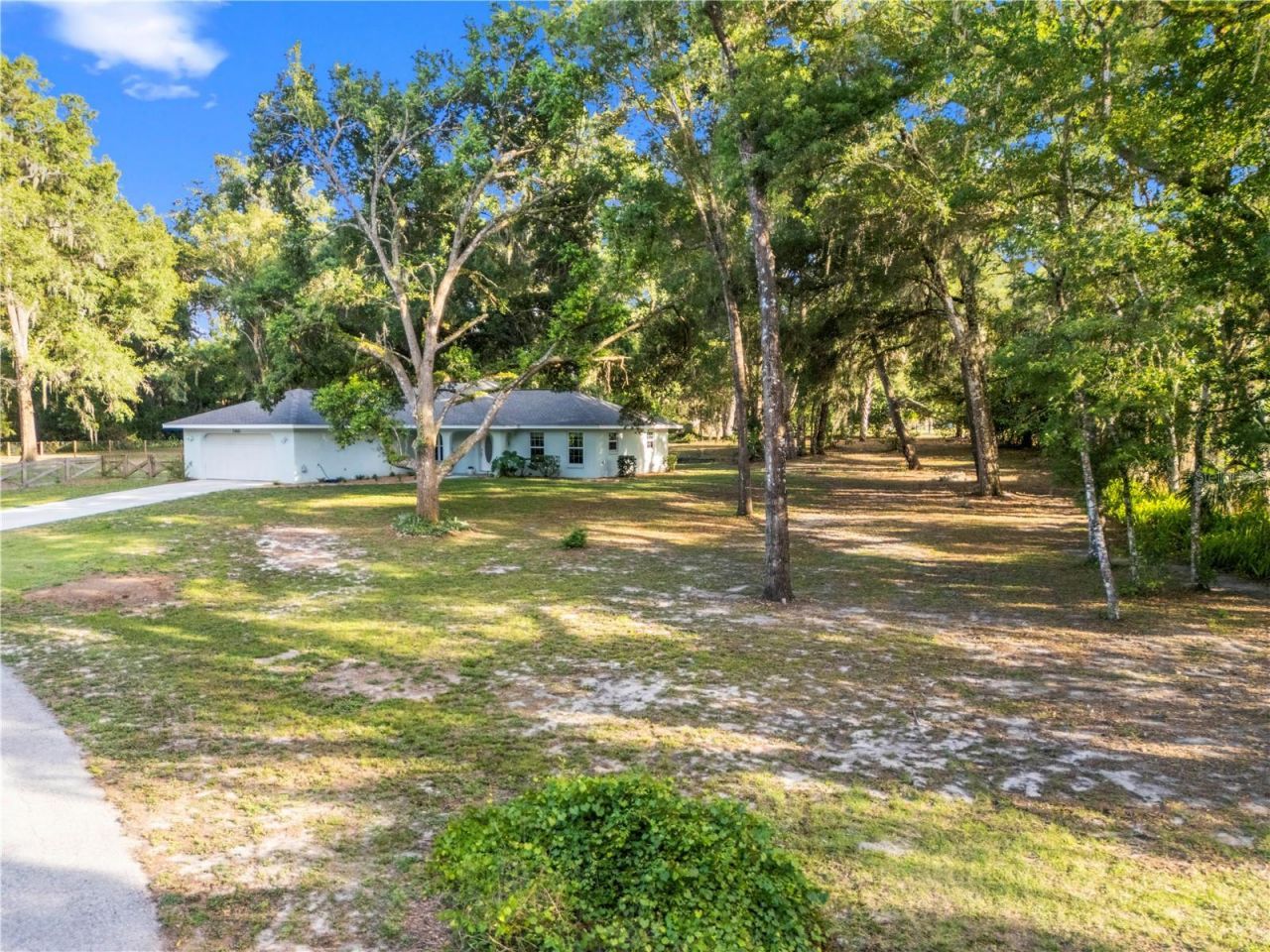 7400 S Eastlake Drive , Floral City, FL 34436 Photo