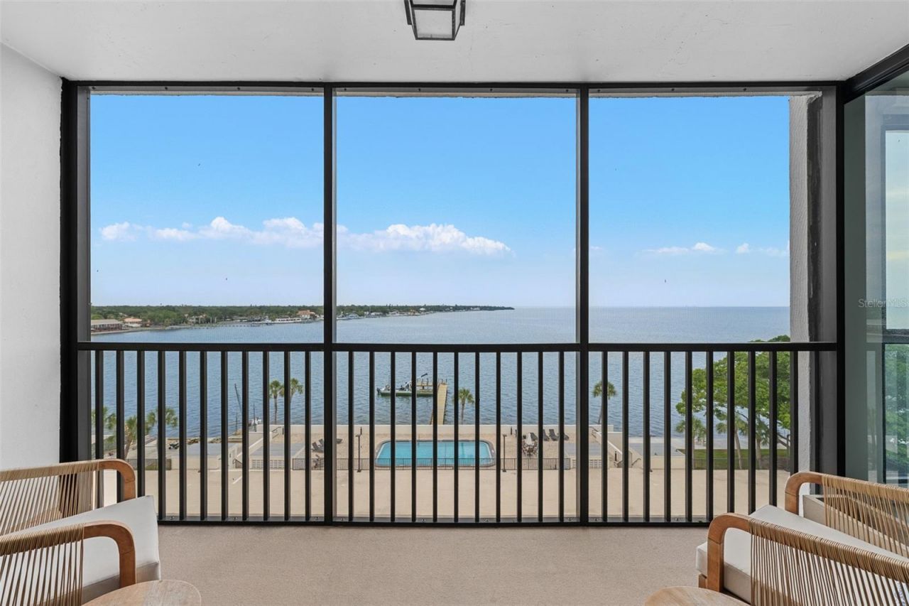 7100 Sunshine Skyway Lane S, Unit 701, Saint Petersburg, FL 33711 Photo