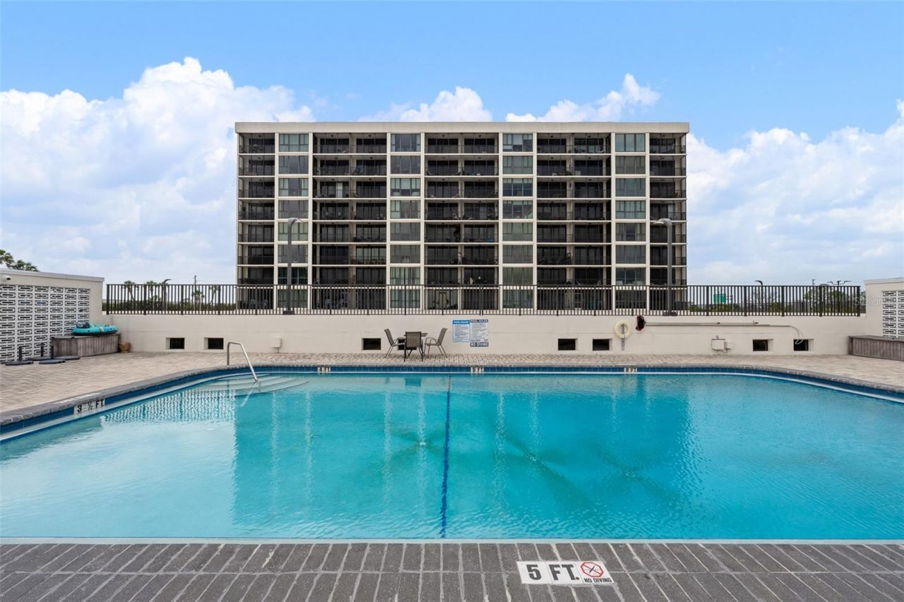 7100 Sunshine Skyway Lane S, Unit 701, Saint Petersburg, FL 33711 Photo