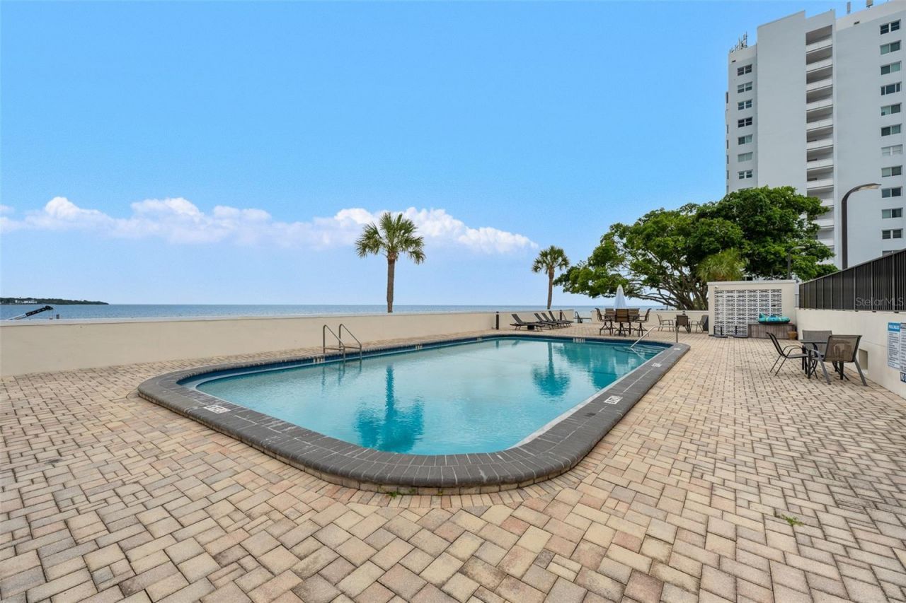7100 Sunshine Skyway Lane S, Unit 701, Saint Petersburg, FL 33711 Photo
