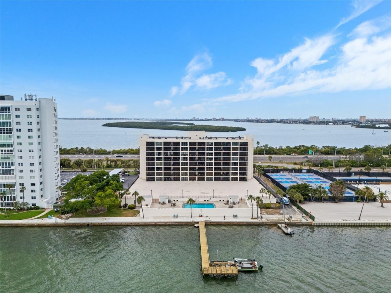 7100 Sunshine Skyway Lane S, Unit 701, Saint Petersburg, FL 33711 Photo