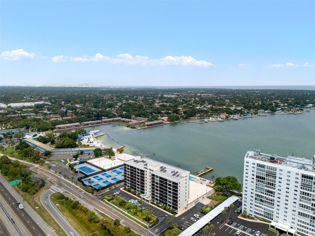 7100 Sunshine Skyway Lane S, Unit 701, Saint Petersburg, FL 33711 Photo