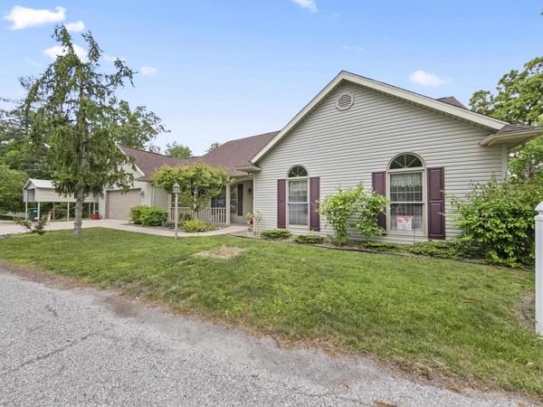 1428 Holly Hill Court , Ashland, KY 41102