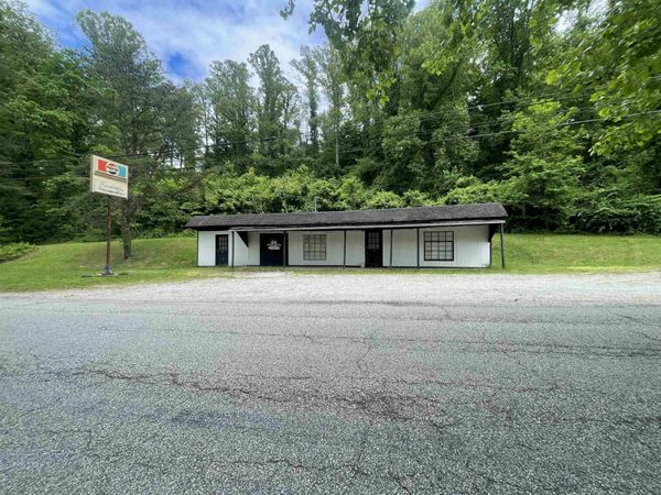 00 New Buckley , Ashland, KY 41102