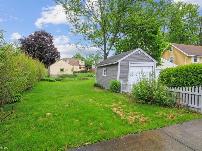 76 Terrace Drive , Boardman, OH 44512 Photo 5