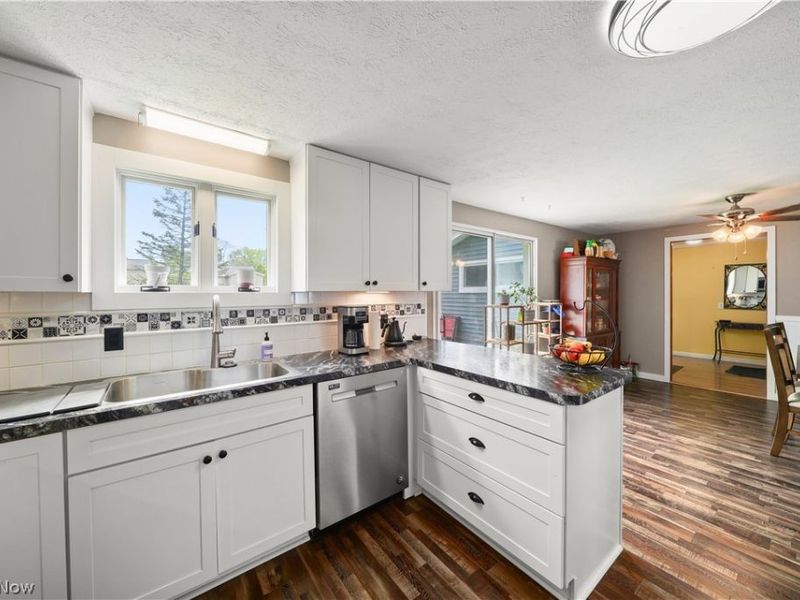 9142 Mount Vernon Drive , Streetsboro, OH 44241 Photo 14