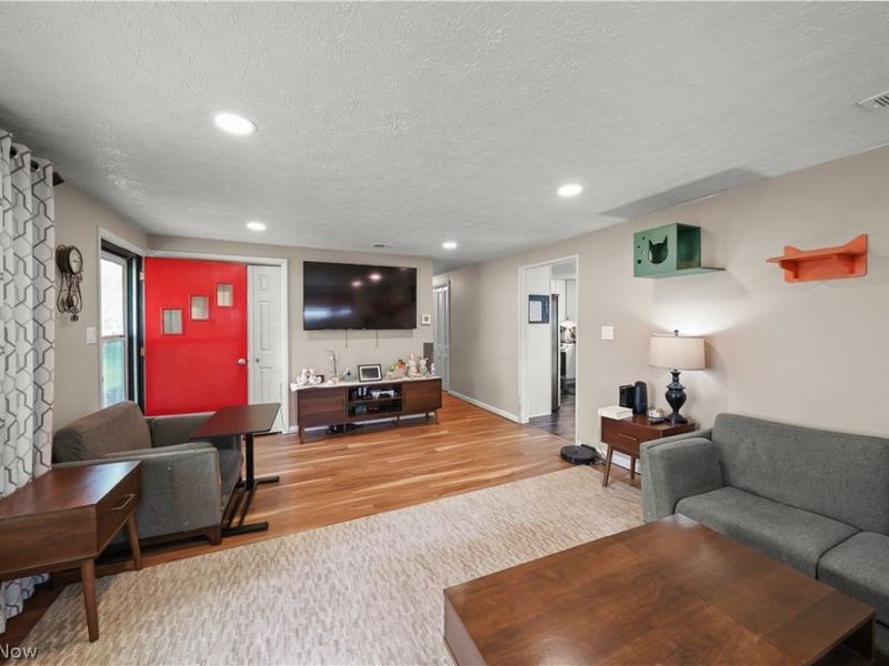 9142 Mount Vernon Drive , Streetsboro, OH 44241 Photo 9