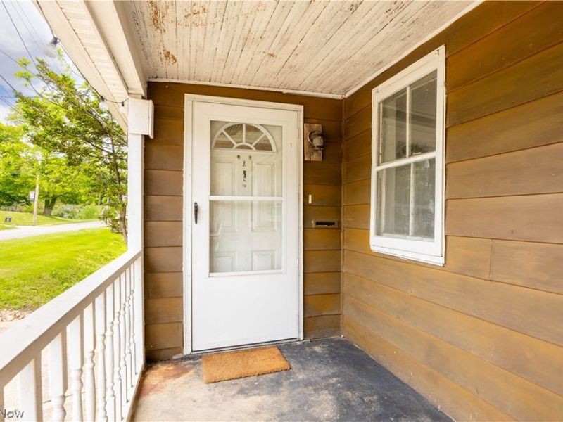 659 E Jackson Street, Millersburg, OH 44654 Photo 5