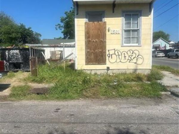 1501 INDEPENDENCE Street , New Orleans, LA 70117