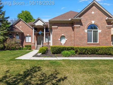 49763 Decker Drive, Shelby Twp, MI 48317